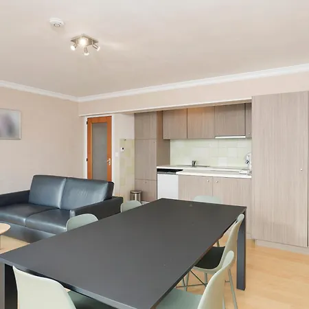 Casino C80803 Nyaraló *